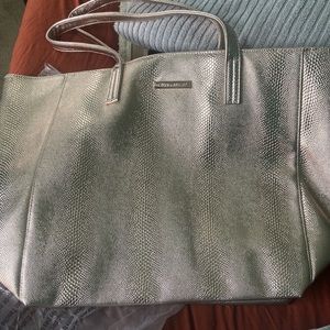 Vince Camuto Tote